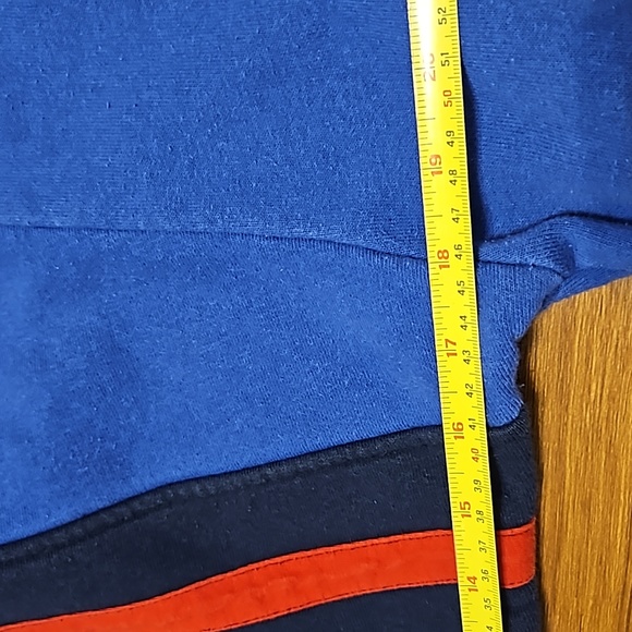 Vintage Tommy Hilfiger Sweatshirt Blue  Striped Sleeves Made In Canada Large - Picture 6 of 7